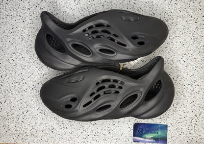 Yeezy Foam Runner Onyx