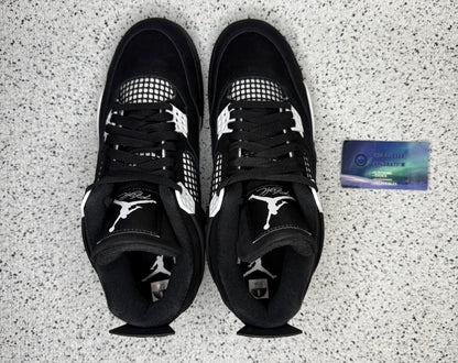 Jordan 4 White Thunder