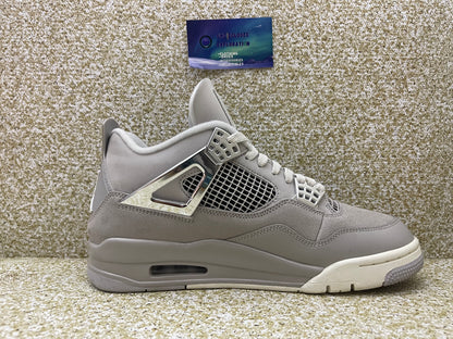 Jordan 4 Frozen Moments 9 Men/10.5 Women “Preowned”