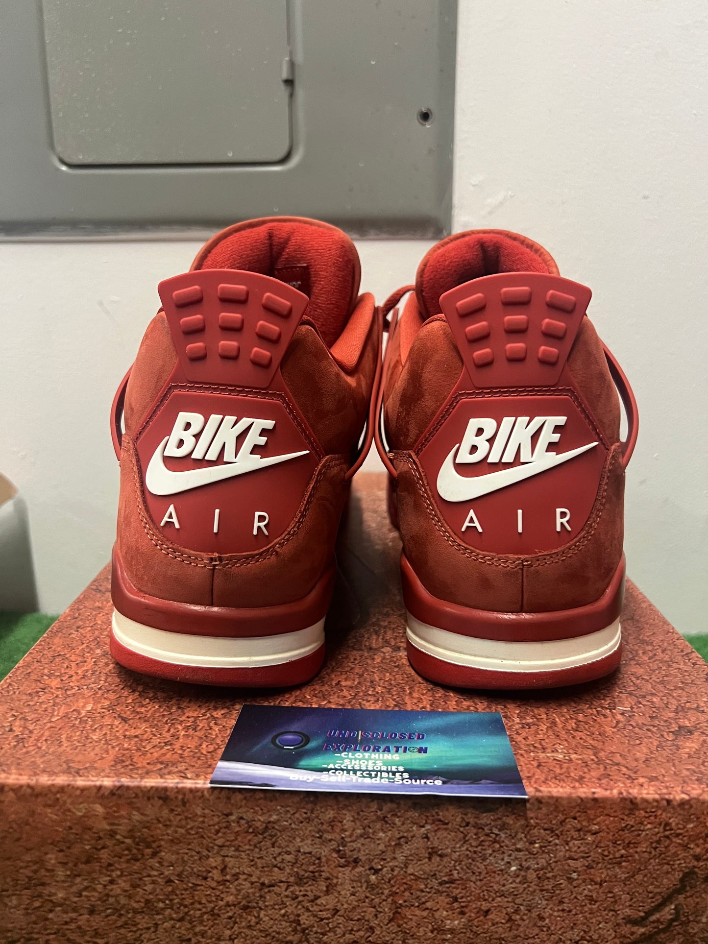 Jordan 4 brick by brick size 10.5men/12women