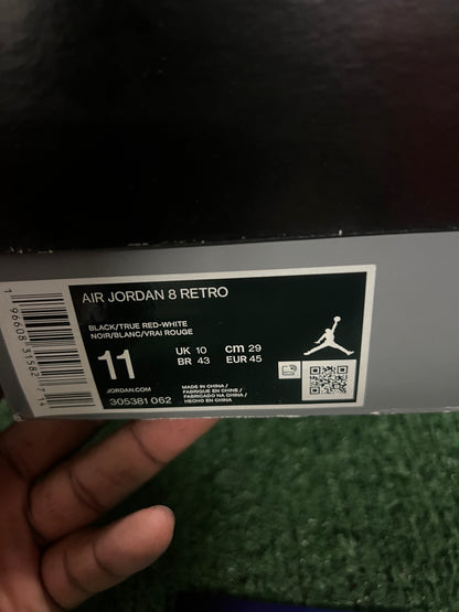 Jordan 8 playoff 2023 size 11men/12.5women