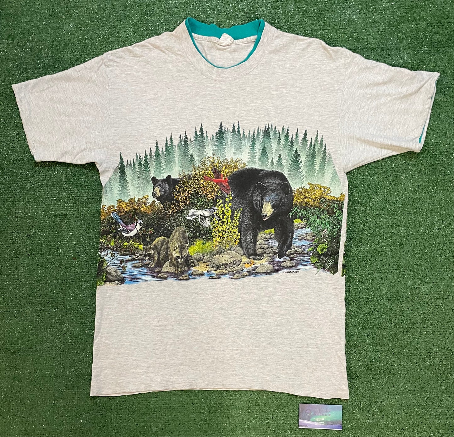 Vintage 1990s Habitat black bear and raccoons nature tee