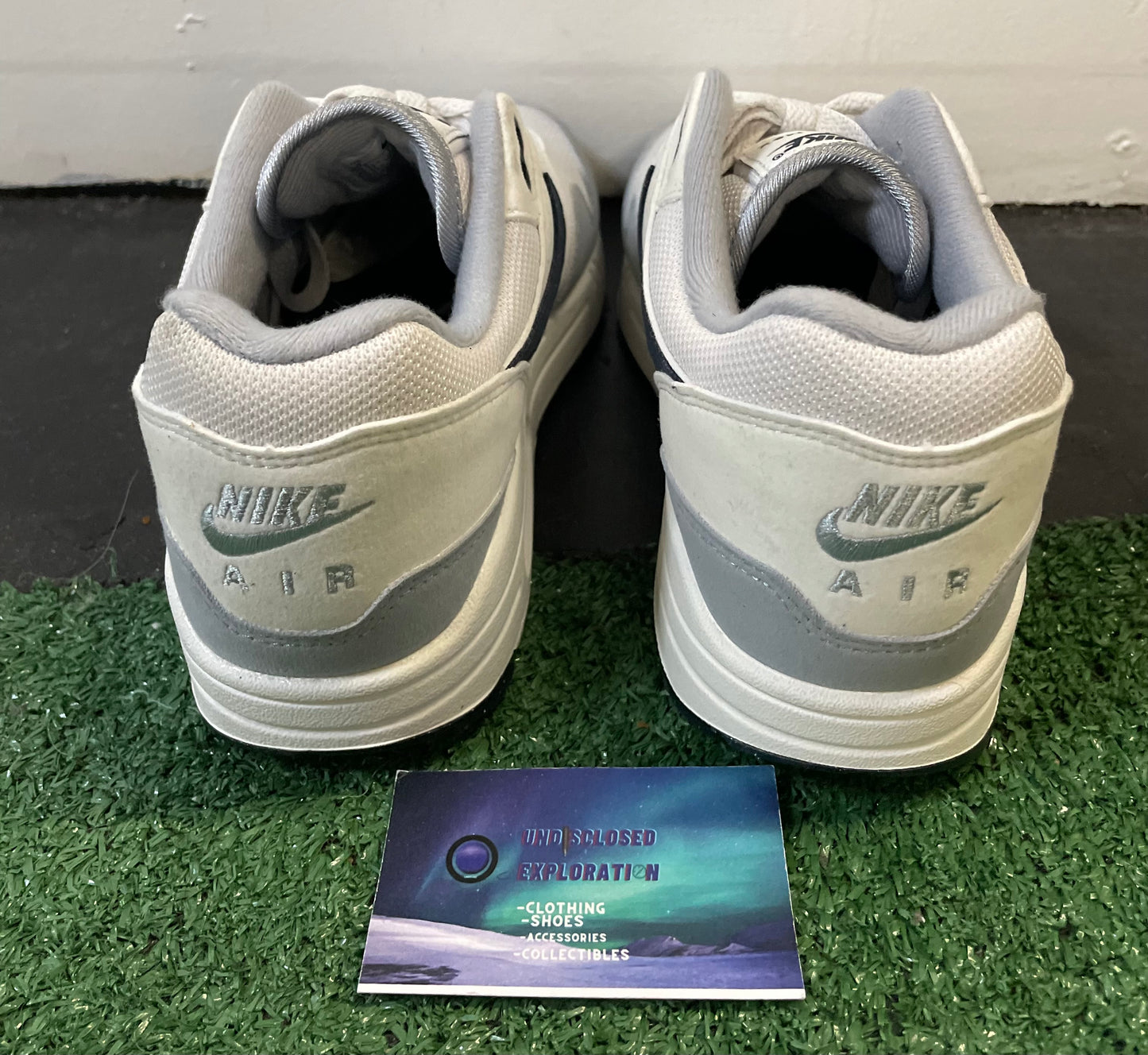 Nike Air Max 1 pure platinum dark obsidian