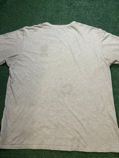 Patagonia light gray tee