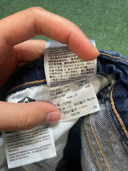 Levi dark wash jeans