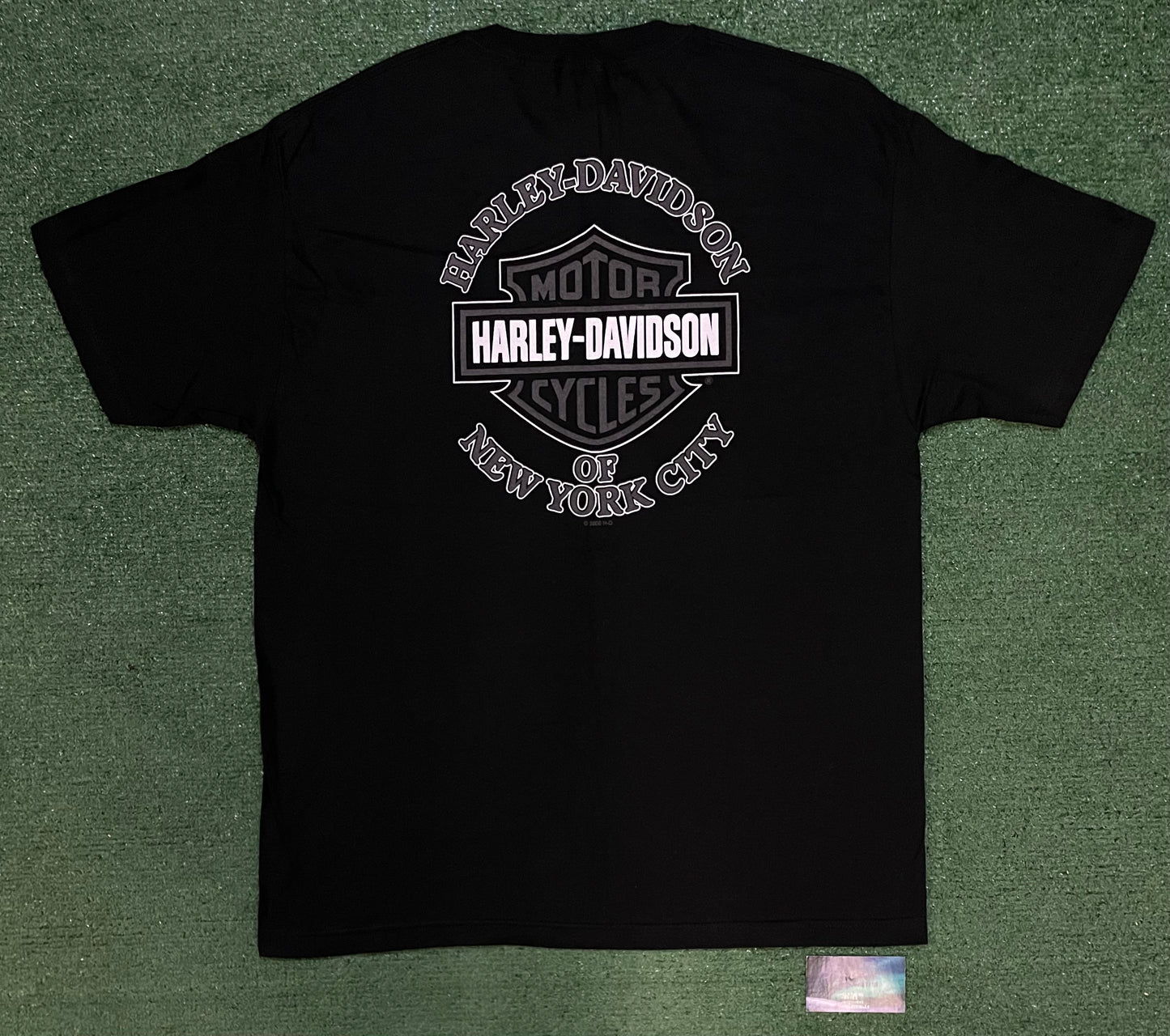 Vintage 2000s Harley-Davidson New York City skyline tee