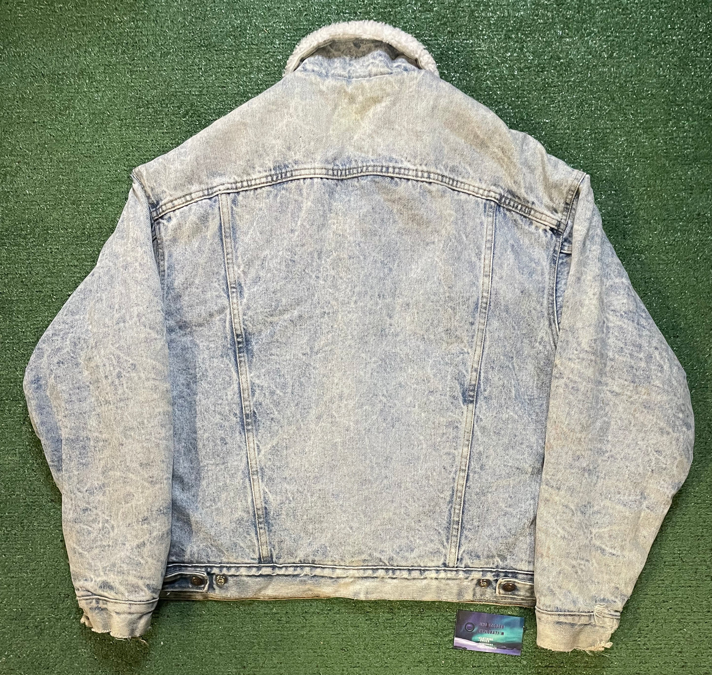 Vintage 1980s Levi’s light wash Sherpa jean jacket