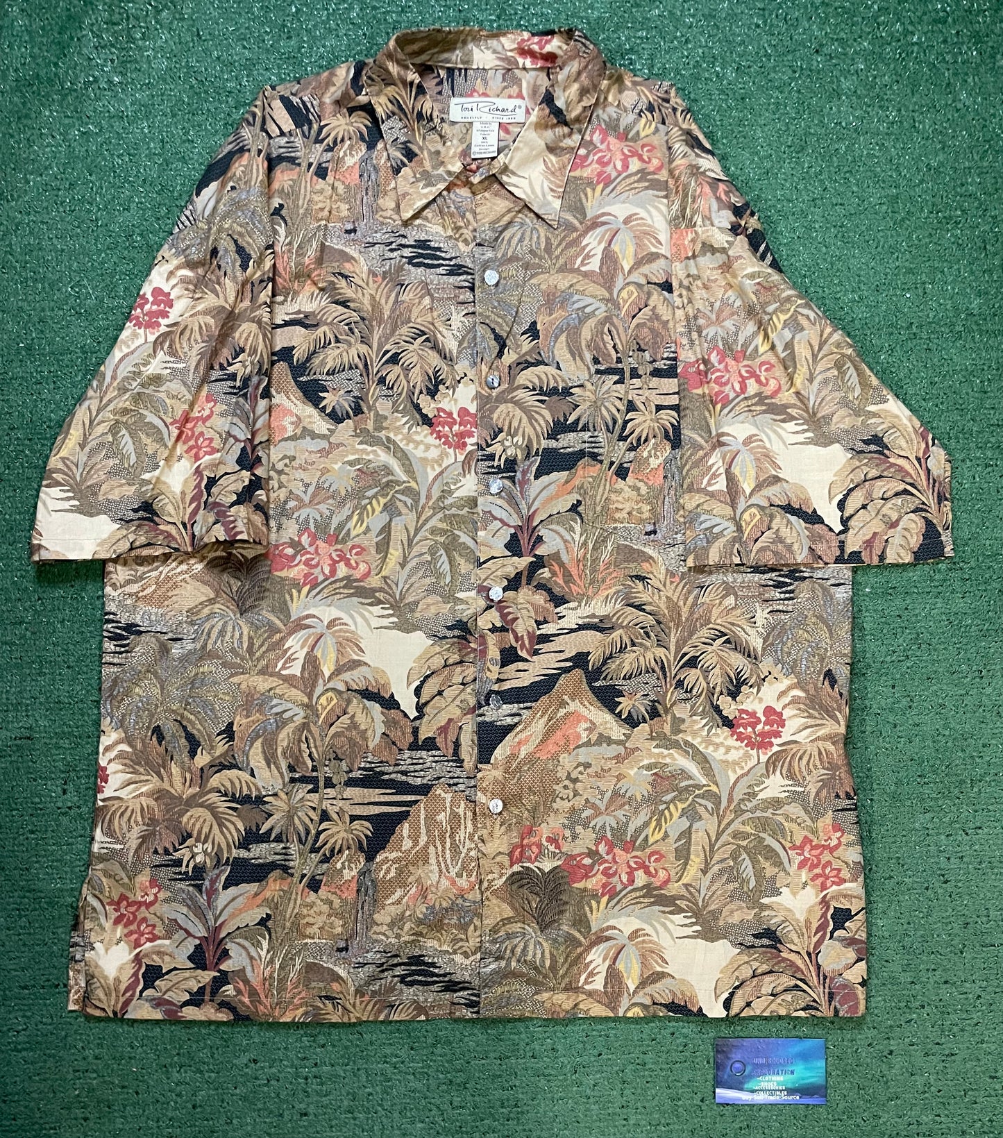 Tori Richard floral Hawaiian button up shirt