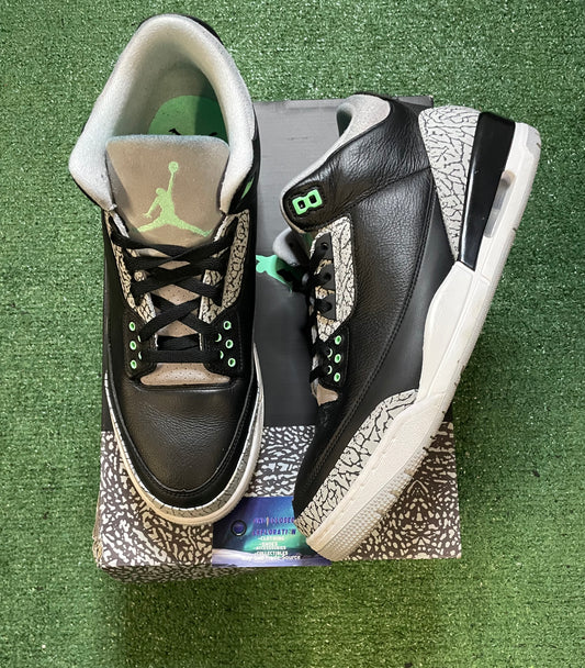 Air Jordan 3 Retro green glow size 14men/15.5women