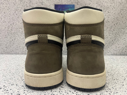 Jordan 1 Mocha 10.5 Men/12 Women “Preowned”