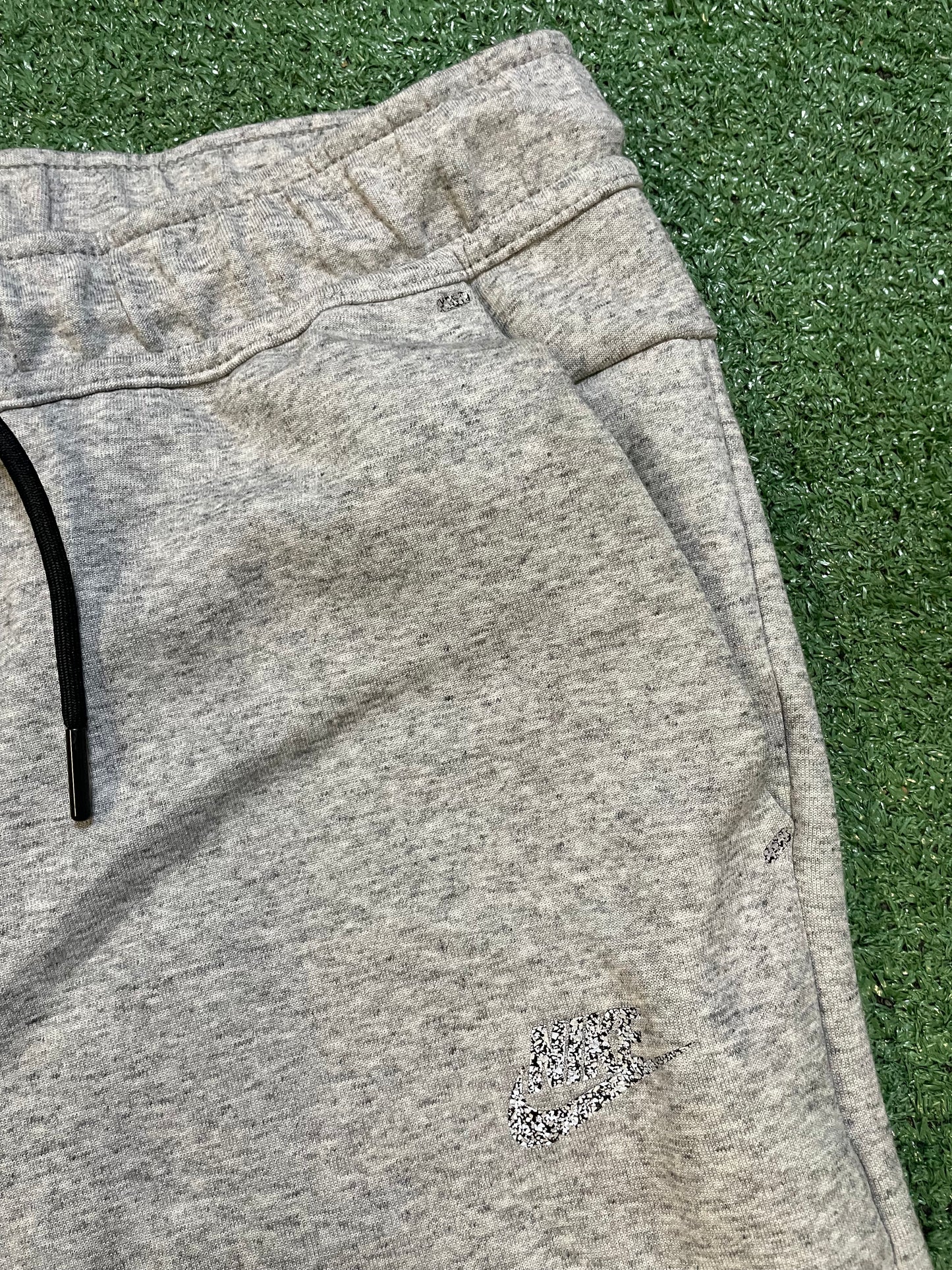 Nike Sportswear Tech Fleece  grey Revival Joggers