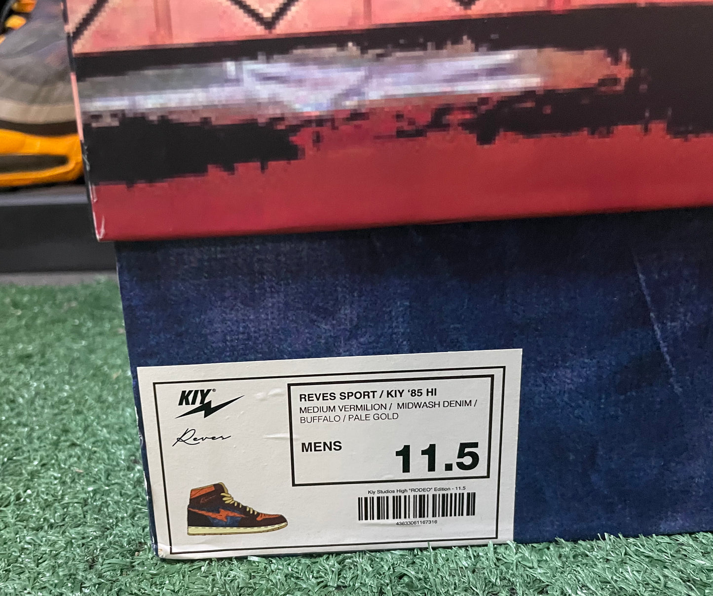 Kool kiy reves rodeo size 11.5men/13women