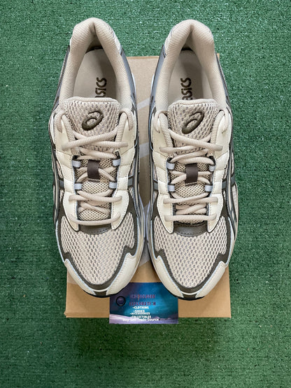 ASICS Gel NYC 2055 feather grey size 12men/13.5women