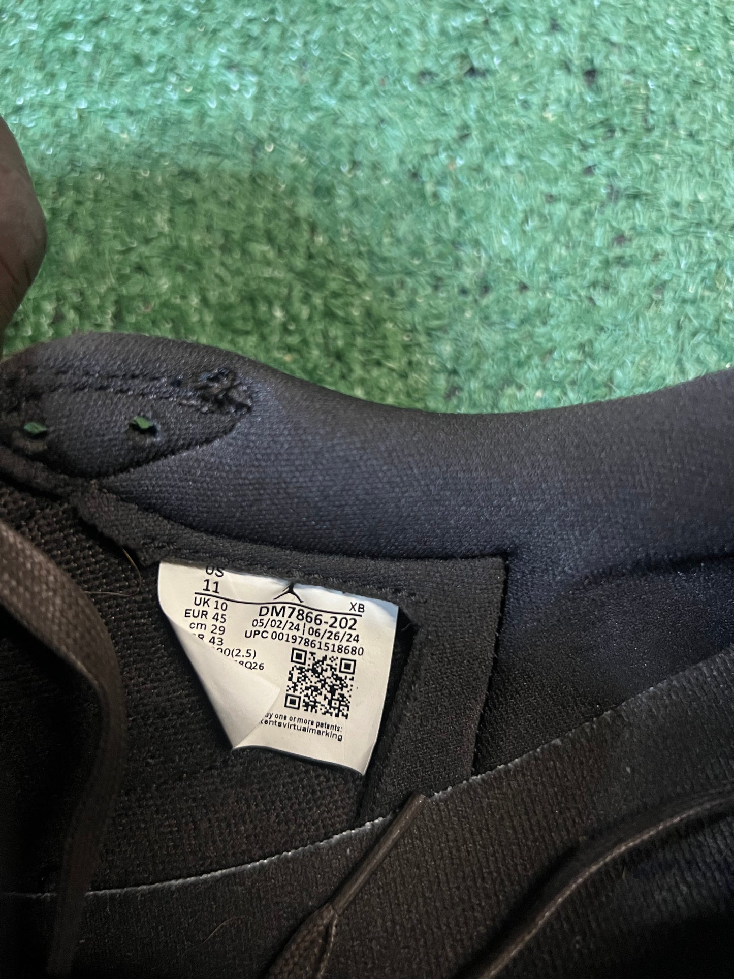 Jordan 1 low Travis Scott velvet brown size 11men/12.5women
