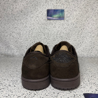 Jordan 1 Low Travis Scott Velvet 8.5 Men “Preowned”