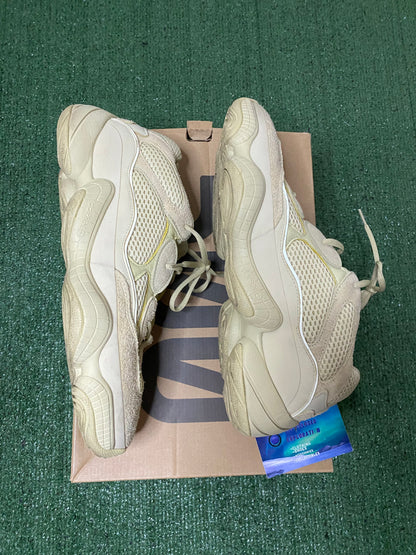 Yeezy 500 “Super moon yellow” size 11.5men/13women