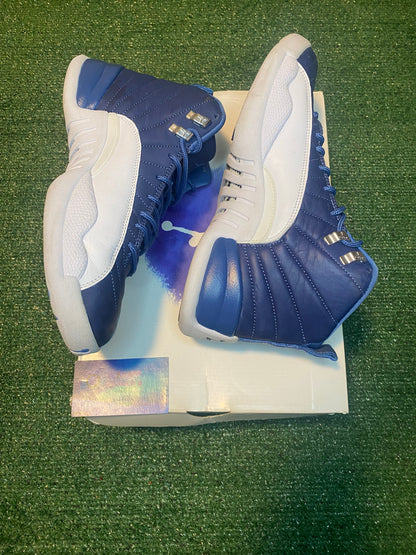 Jordan 12 indigo size 10men/11.5women