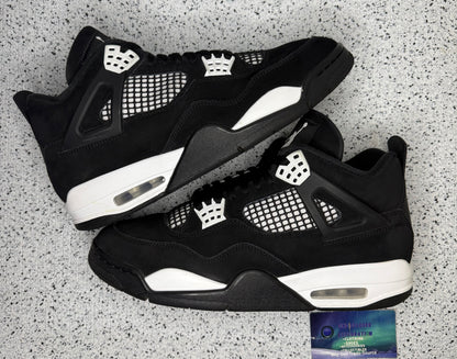 Jordan 4 White Thunder 10.5 Men/12 Women “Preowned”