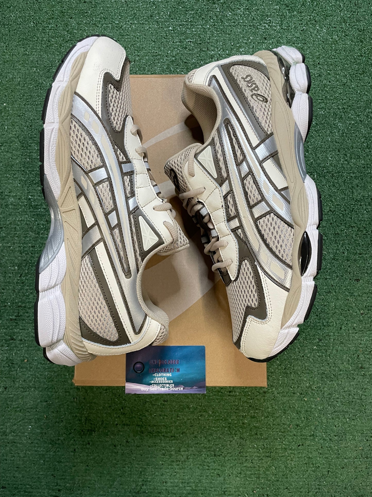 ASICS Gel NYC 2055 feather grey size 12men/13.5women