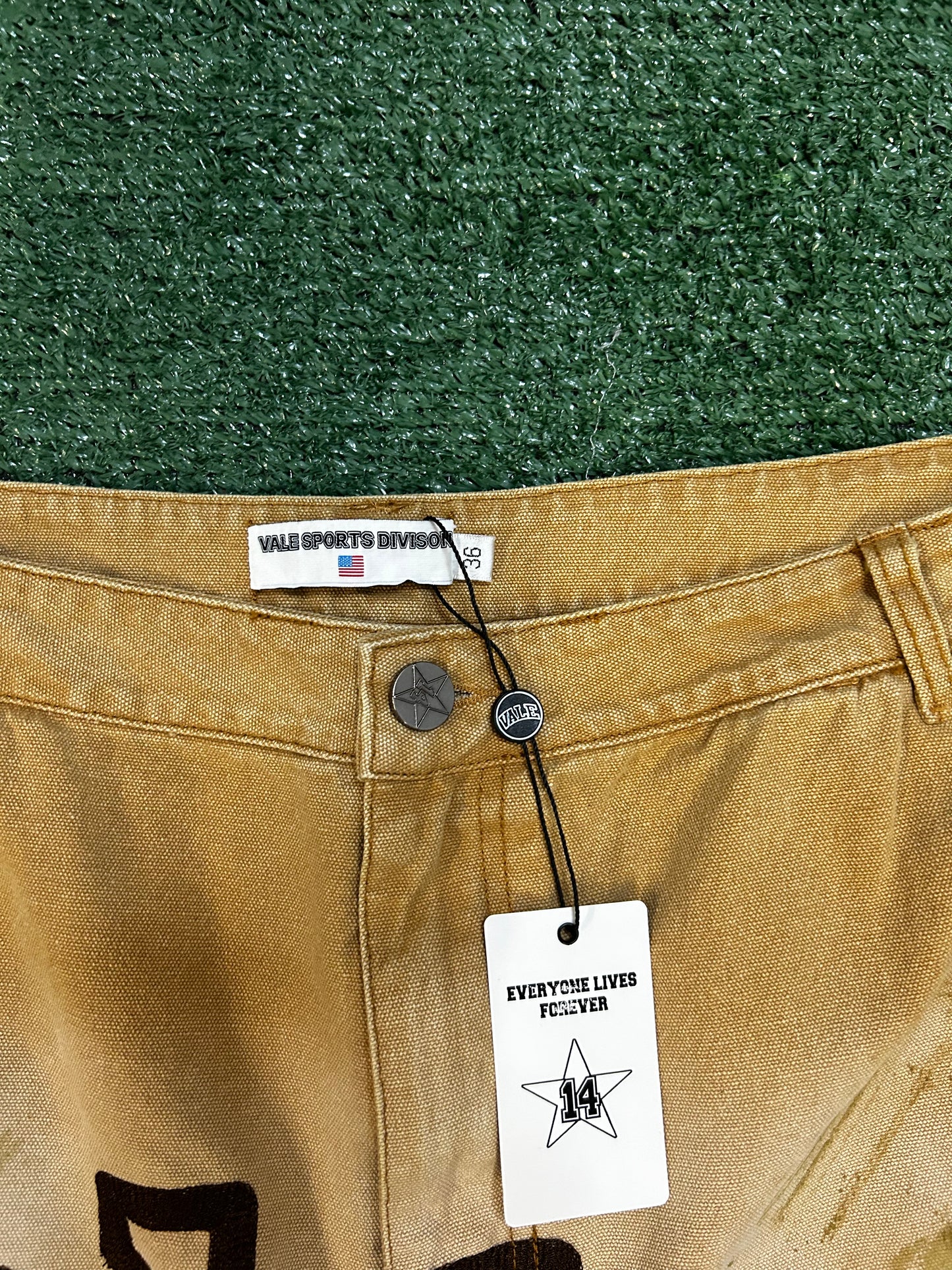 Vale beige carpenter pants