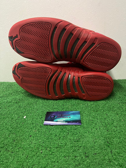 Jordan 12 gym red size 11men/12.5women