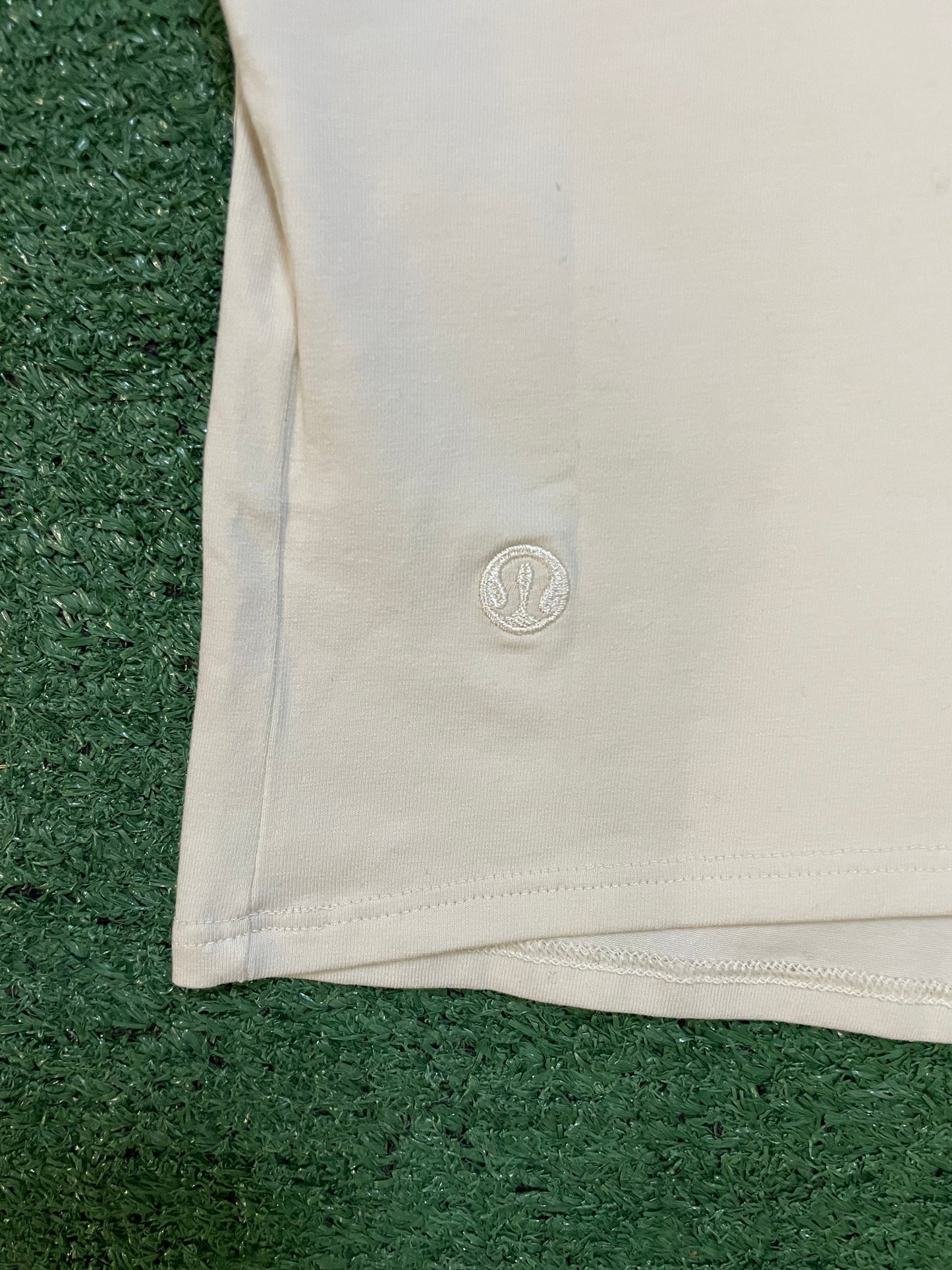 Lululemon collegiate baby tee