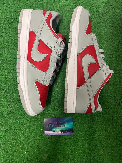 Nike dunk low reverse ultraman
