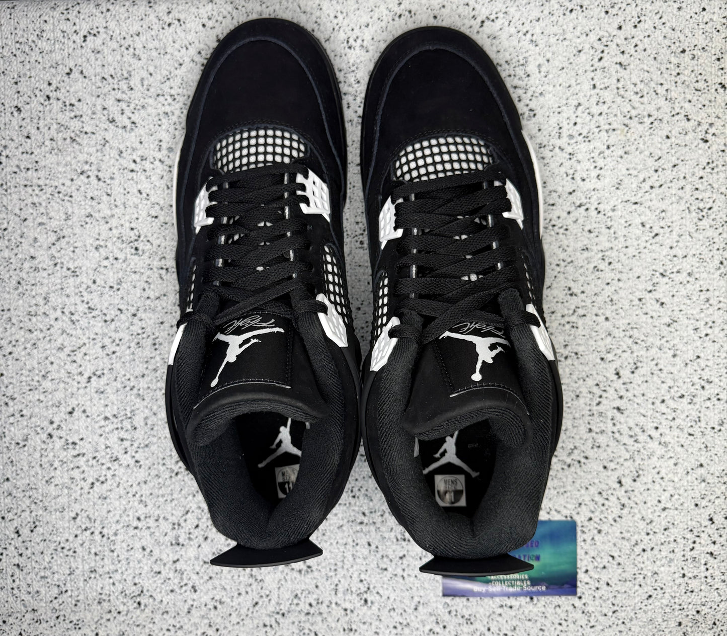 Jordan 4 White Thunder