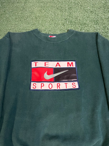 Vintage Nike team sports crewneck