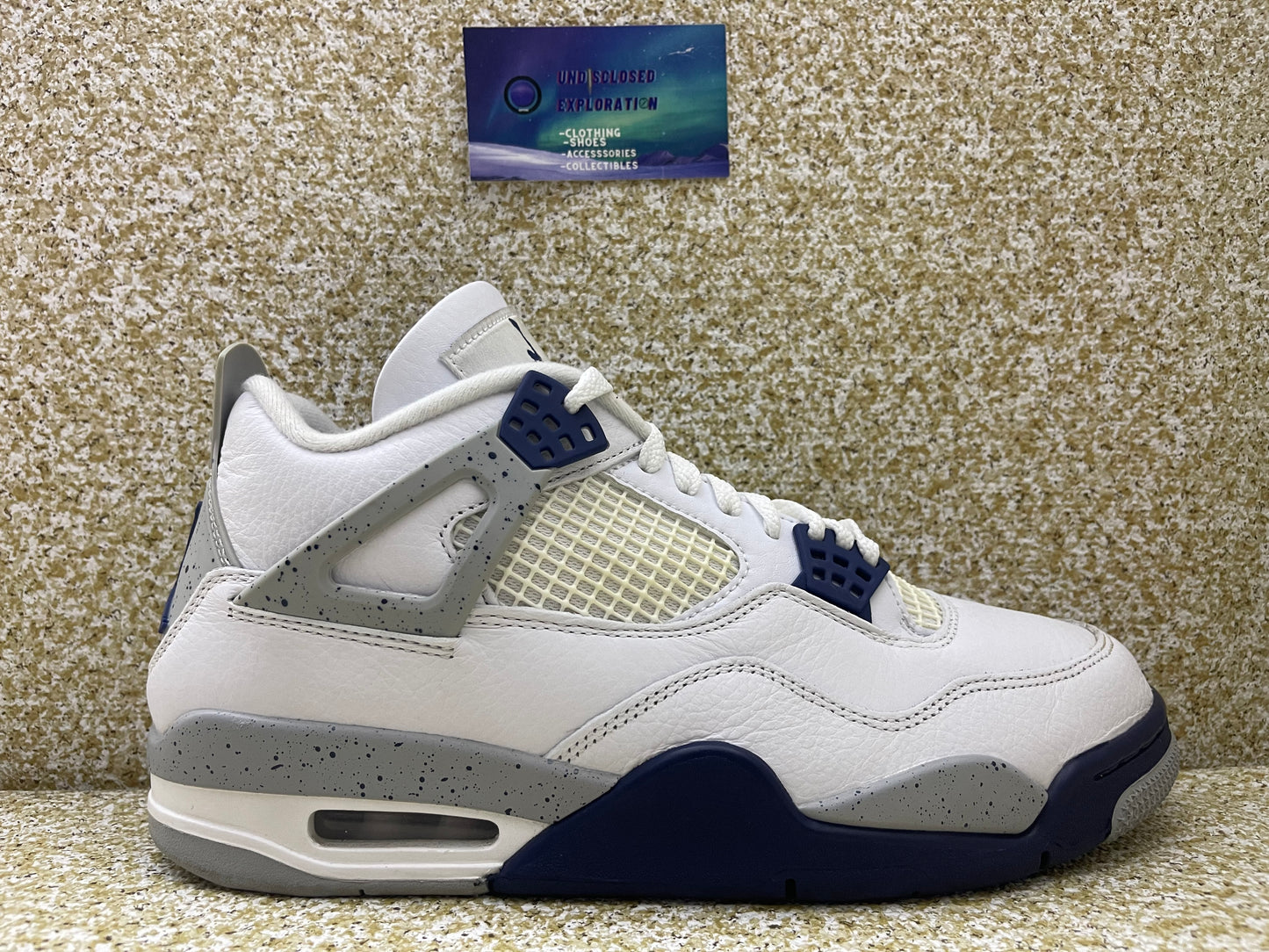 Jordan 4 Midnight Navy 9.5 Men/11 Women “Preowned”