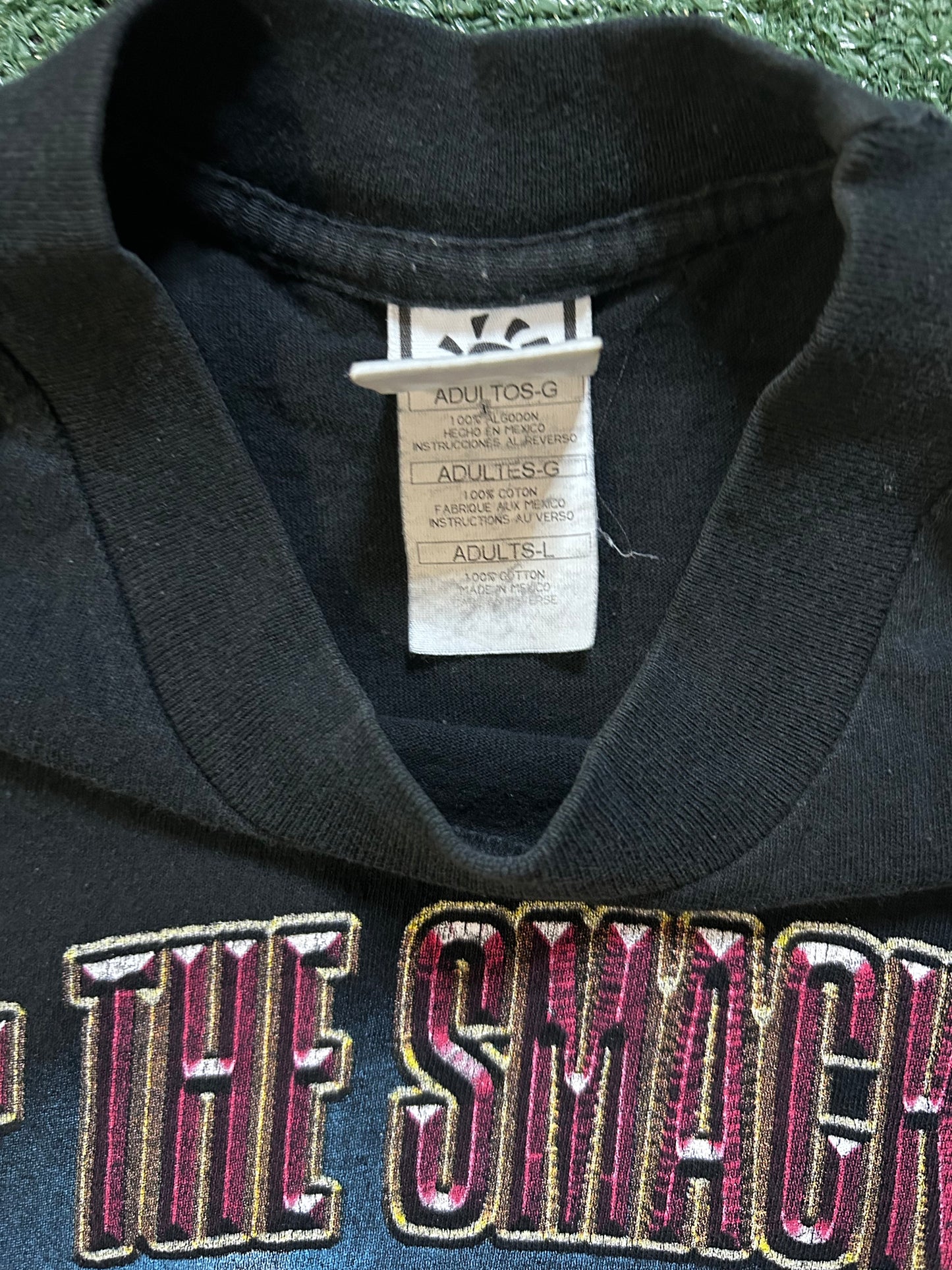 Vintage 1990s  the rock laying the smackdown WWF Dwayne Johnson tee