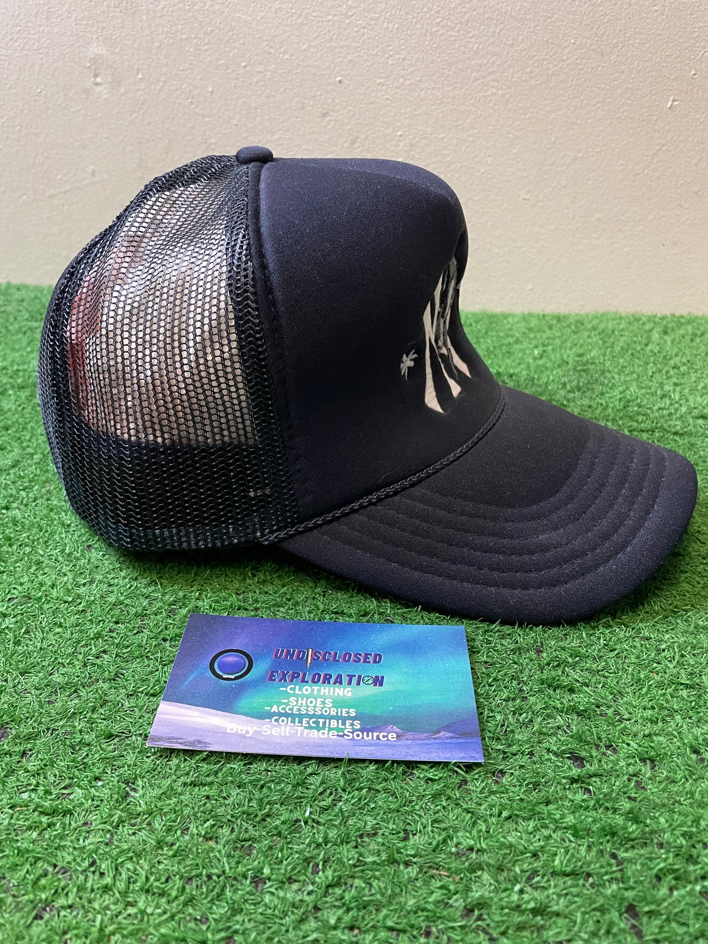 New York Yankees navy mesh hat