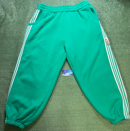 GV Gallery  Lil Leon green Raspberry Hills pants