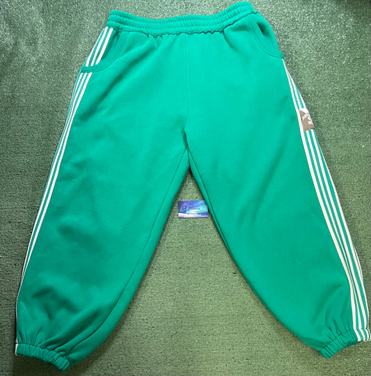 GV Gallery  Lil Leon green Raspberry Hills pants