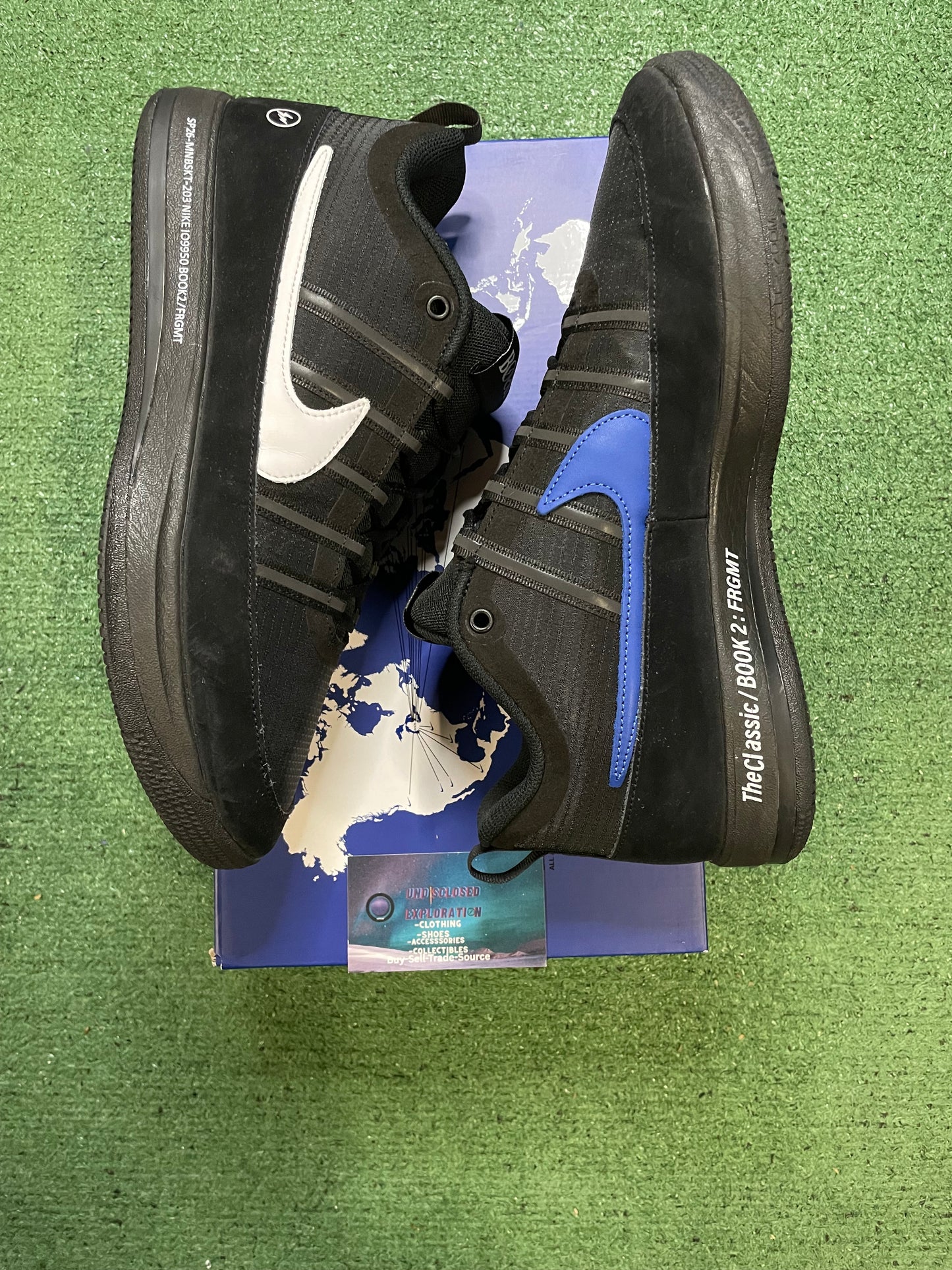 Nike book 2 fragment size 12men/13.5women