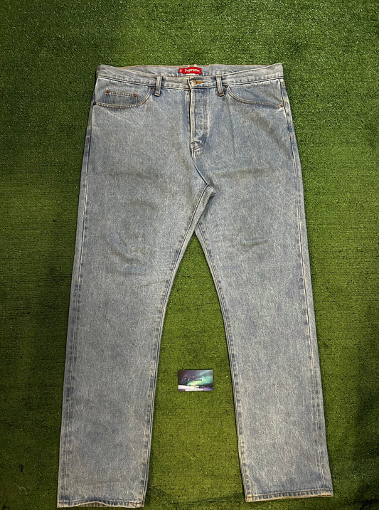 Supreme light wash jeans