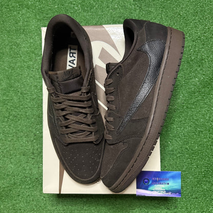 Jordan 1 Low Travis Scott Velvet 12 Men “Preowned”