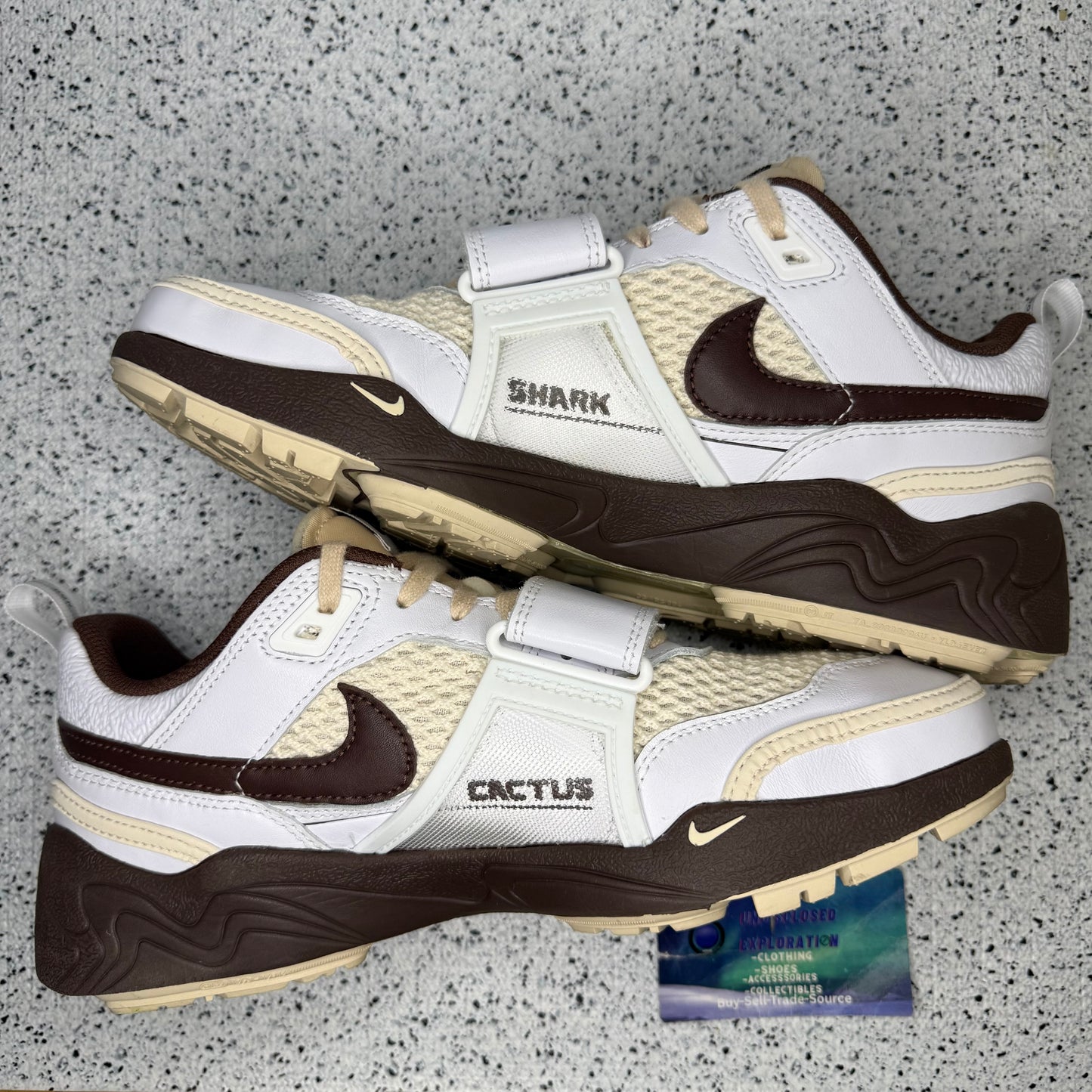 Nike Zoom Field Jaxx Travis Scott Light Chocolate 9 Men “Preowned”