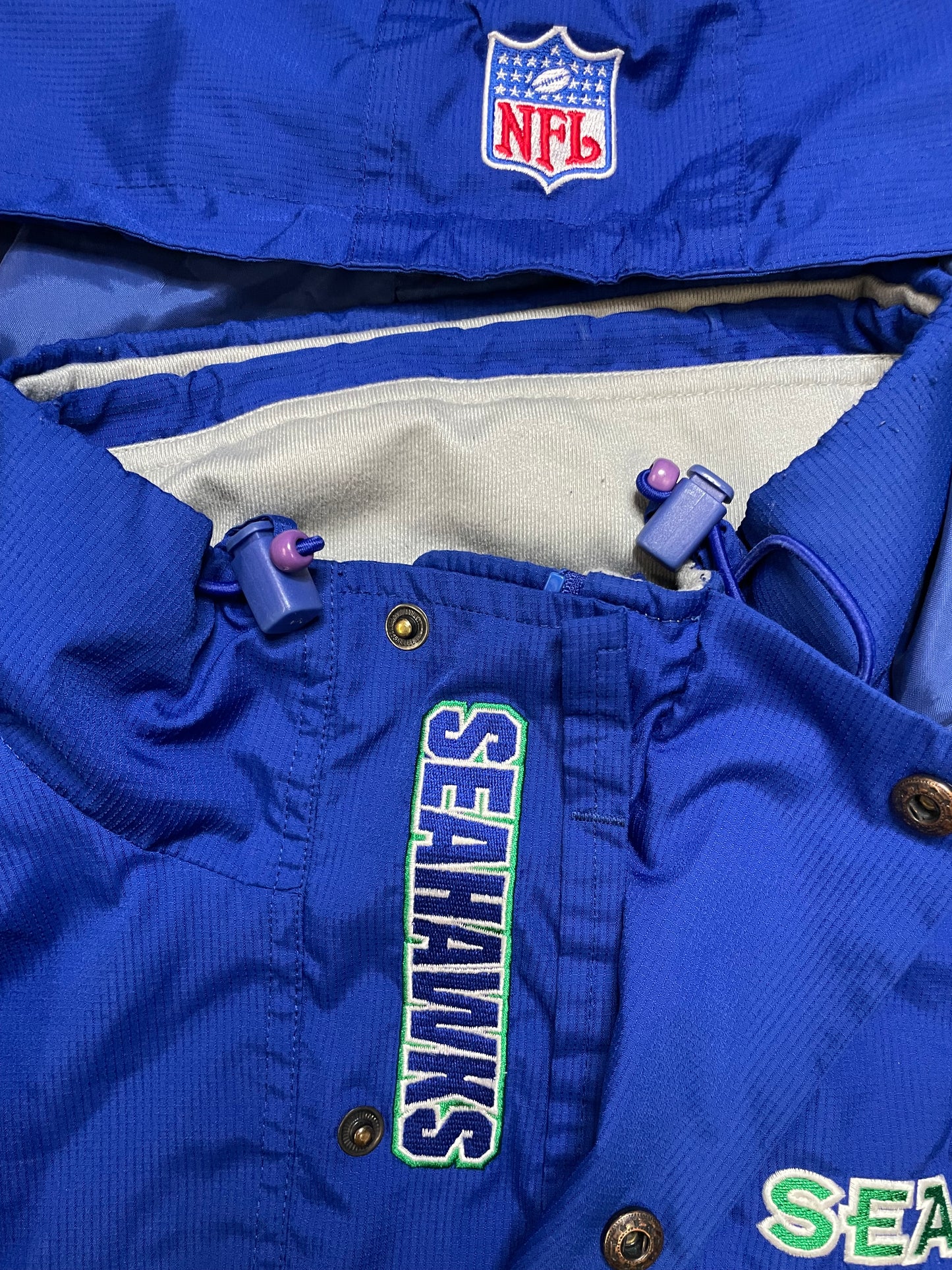 Vintage 1990s seattle Seahawks puma jacket