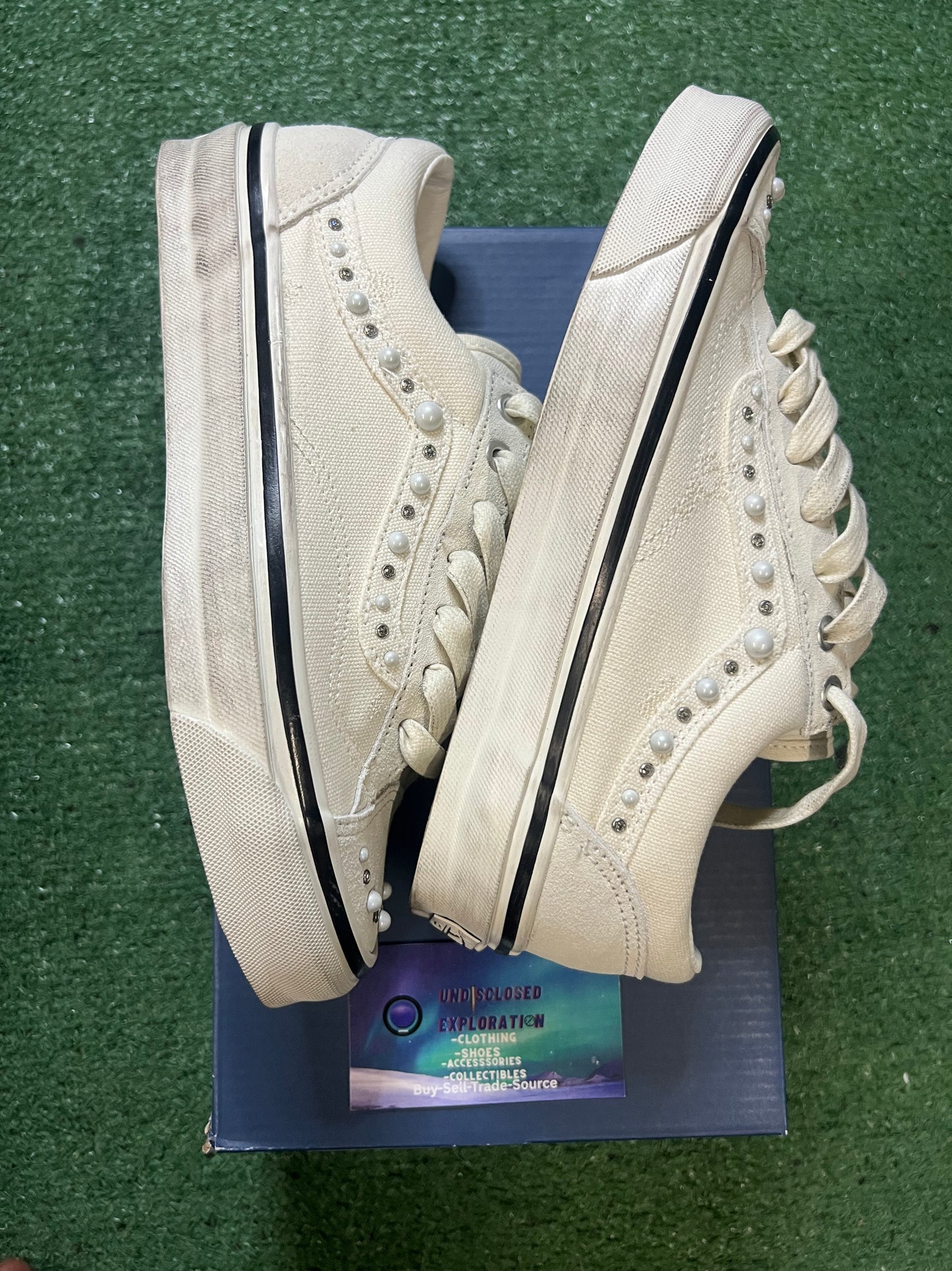 Vans old skool 36 pearlized marshmallow size 6men/7.5women