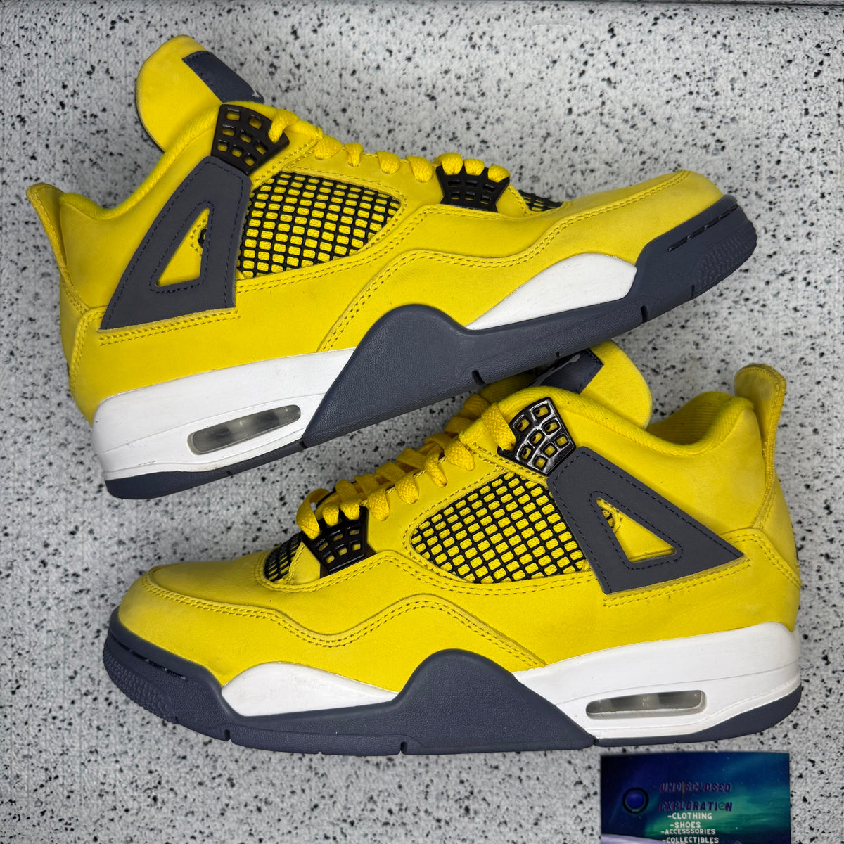 Jordan 4 Lightning 9 Men “Preowned”