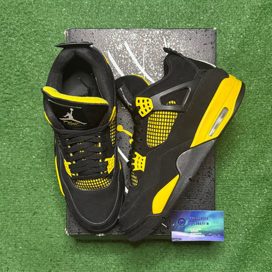 Jordan 4 Thunder 11 Men/12.5 Women “Preowned”