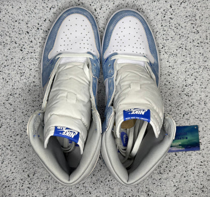 Jordan 1 Hyper Royal