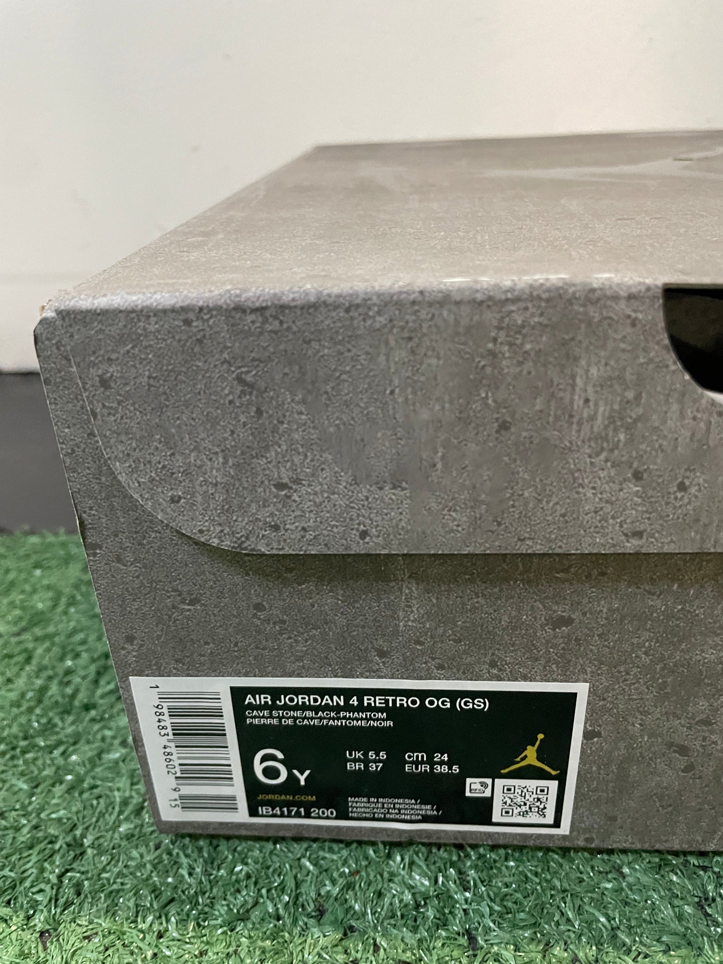 Jordan 4 cave stone