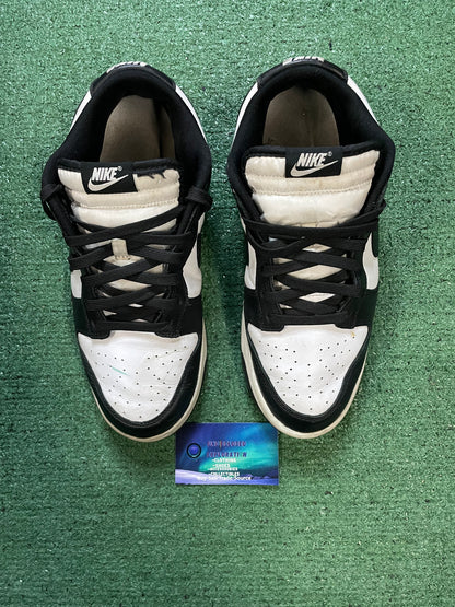 Nike Dunk low panda size 10.5men/12women