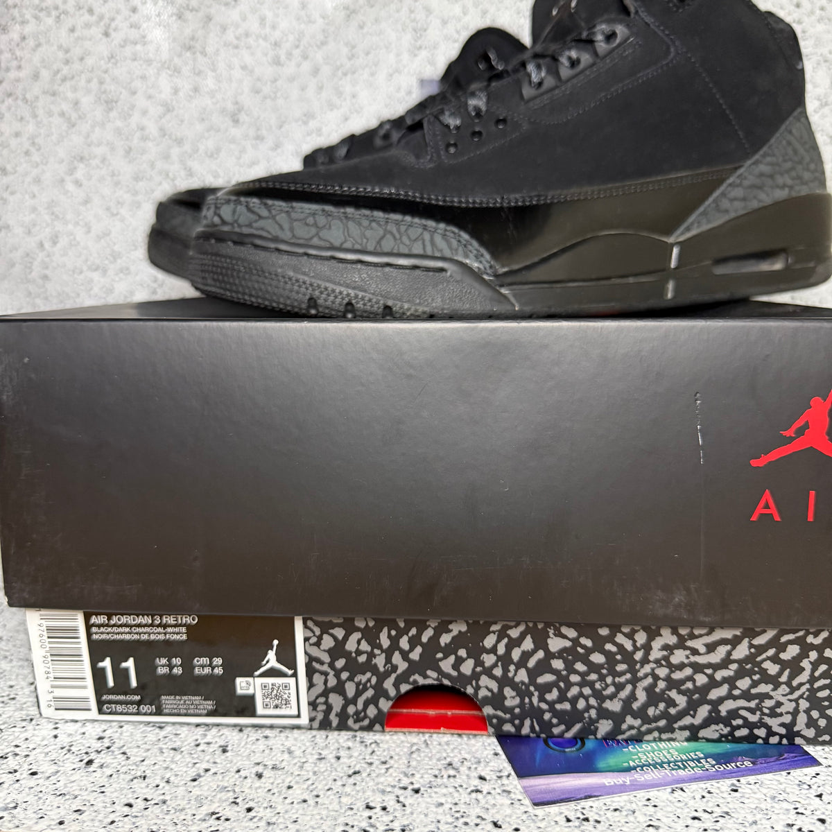 Jordan 3 Black Cat 11 Men “Preowned”