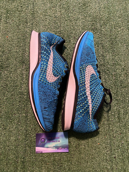 Nike flyknit racer blue glow size 10men/11.5women