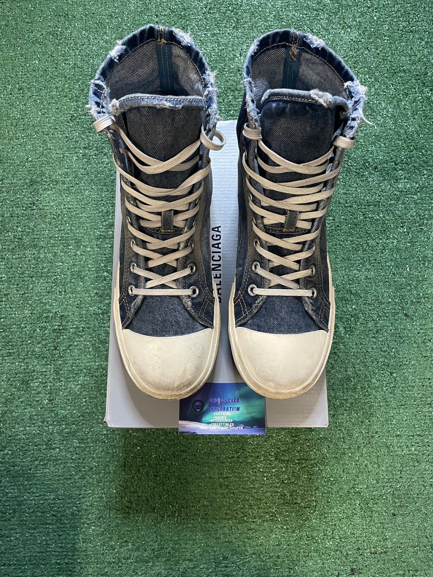 Balenciaga high top Paris denim destroyed sneaker size 12men/13.5women(EU 45)