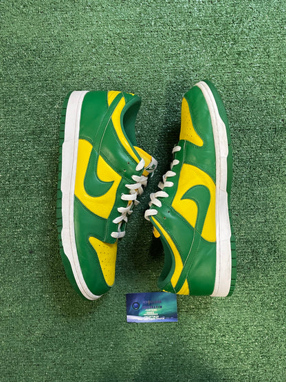 Nike Dunk low Brazil size 15men/16.5women