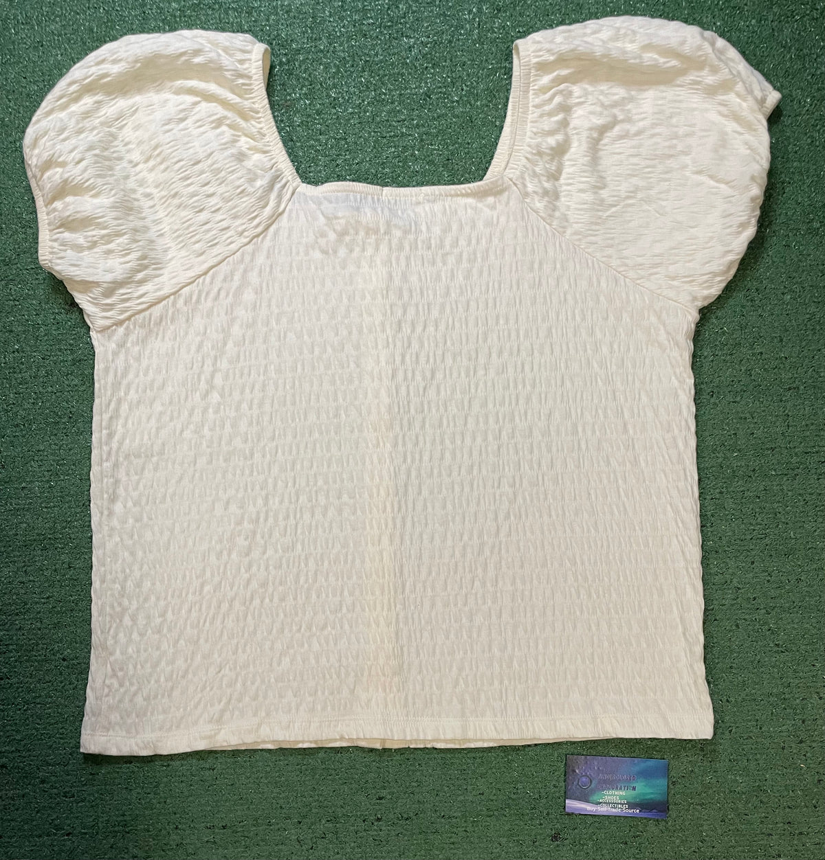 dip cream button short sleeve